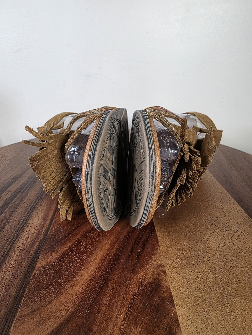 Minnetonka Maui Passport Fringe Suede Sandals - Brown Tribal Boho Size 9 - Picture 8 of 13